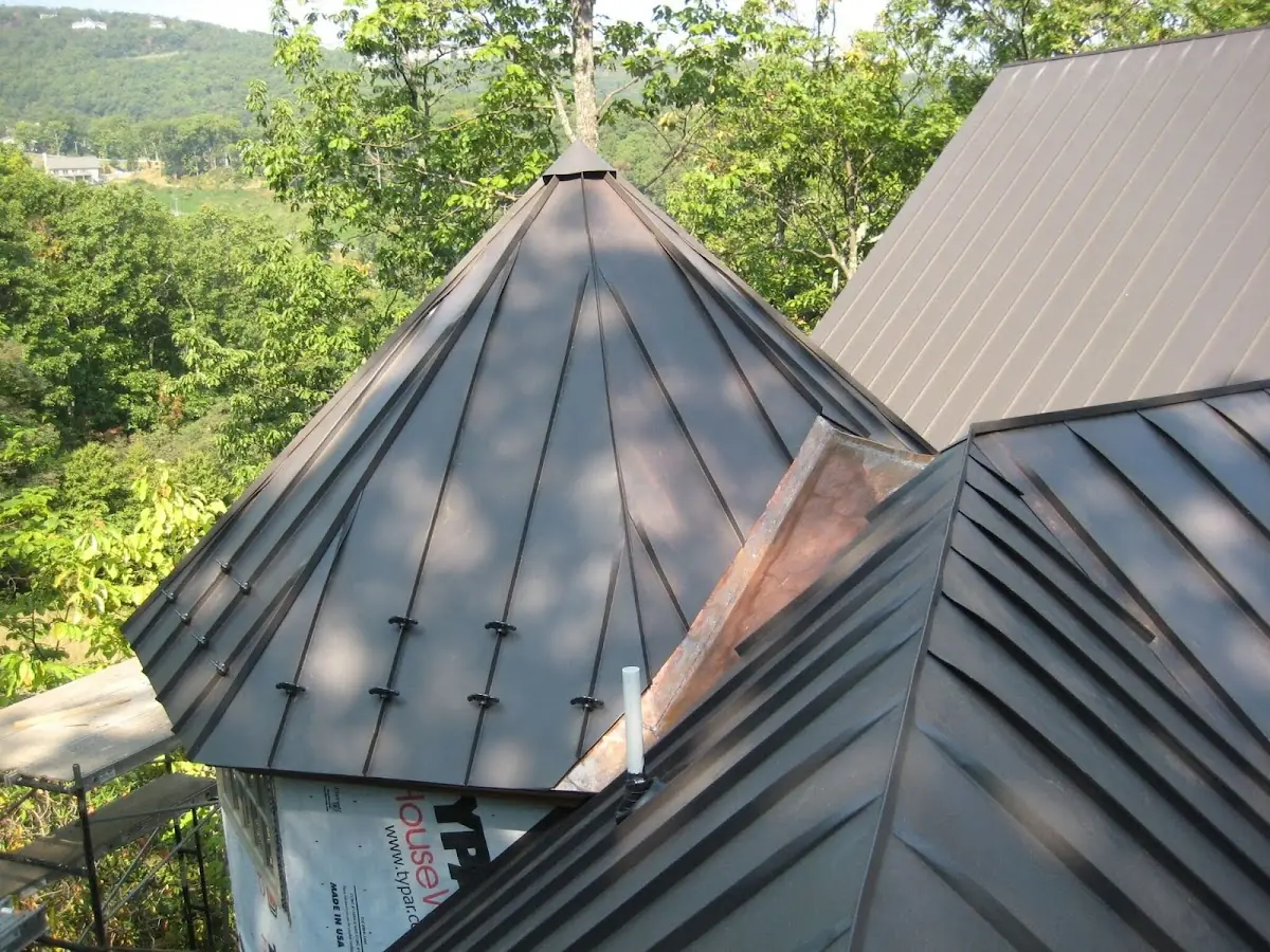 Professional Gutter Cleaning by Craftsman Roofing in Cabrillo